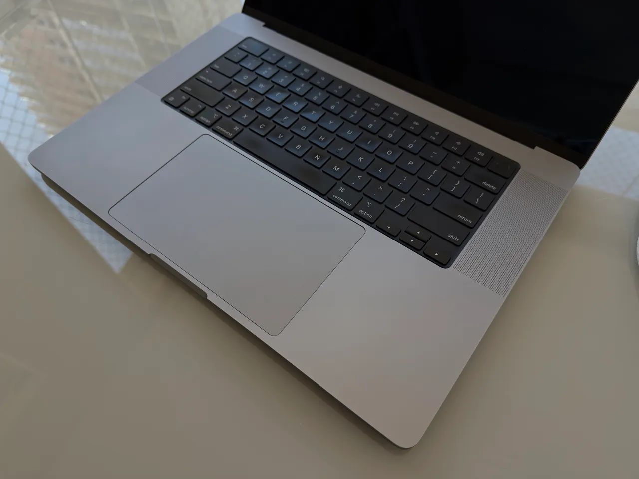 MacBook Pro 16 M2 Pro 512gb - 140 ciclos  - Foto 5