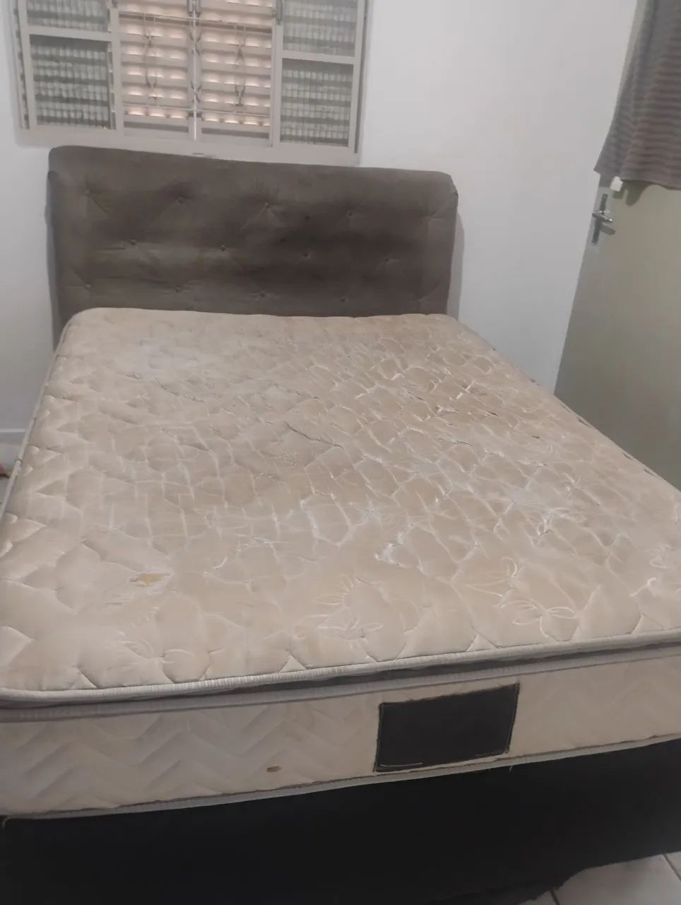 Cama casal com cabeceira - Foto 2