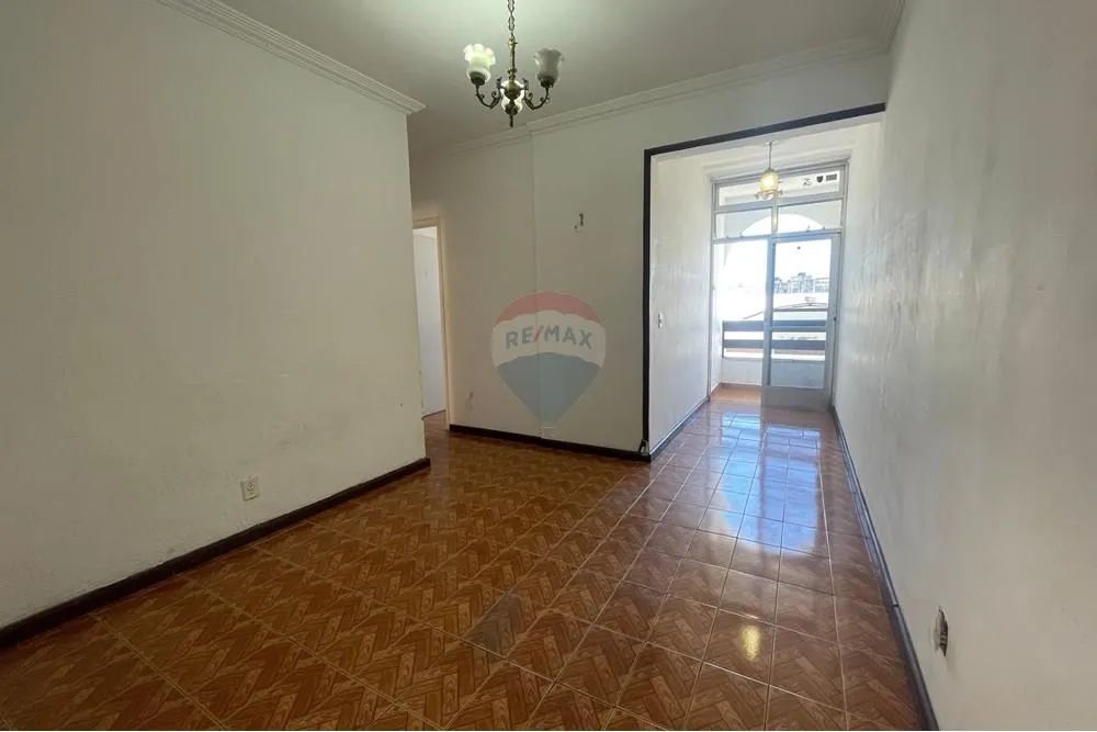 Apartamento Quarto e Sala com Varanda para locação no Centro