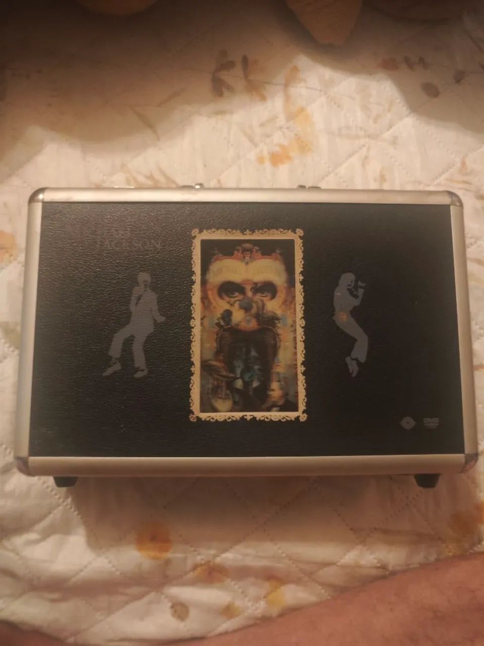 Michael Jackson - maleta com 33 dvds