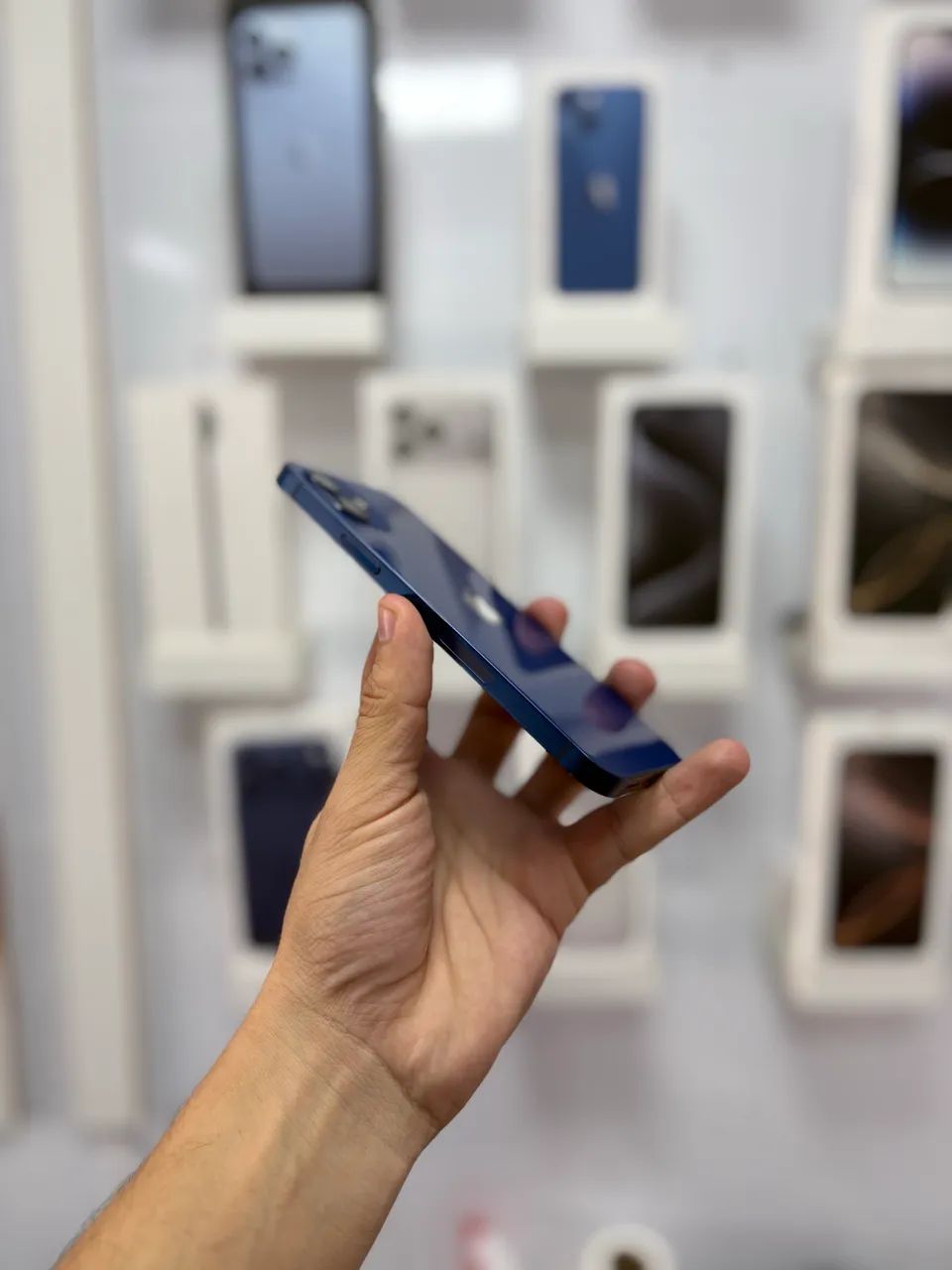 iPhone 12 - 64GB ( Azul ) TODO ORIGINAL !!  - Foto 2