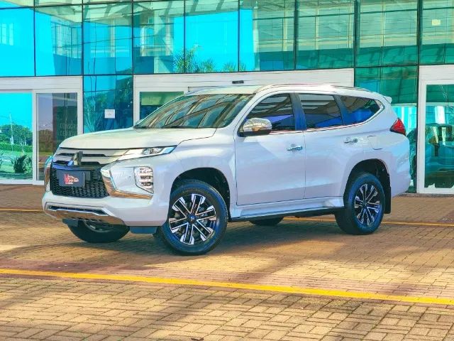 Mitsubishi Pajero 2024