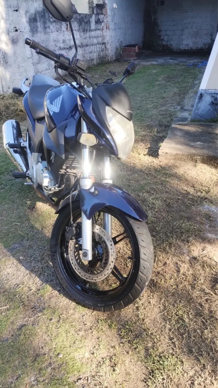 Moto com documentos em dias.  - Foto 2