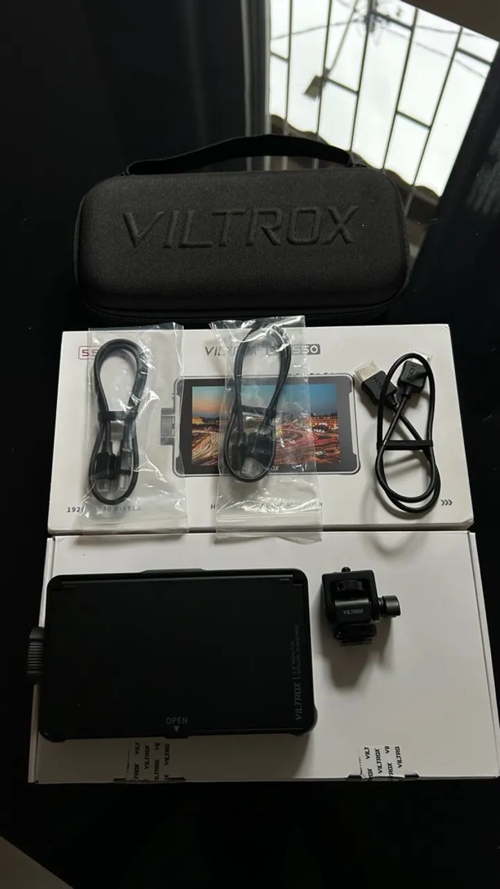 Monitor Viltrox DC-550  - Foto 4