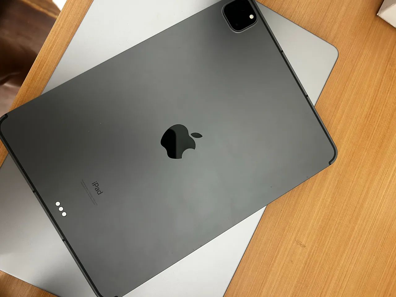 iPad Pro M1 128gb - 11 polegadas (Wi-Fi + Celular) - Foto 3