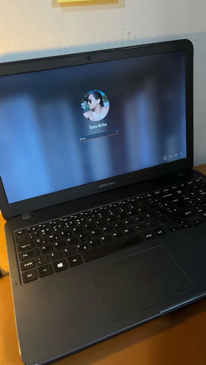 Notebook Samsung à venda - Ideal para estudos e trabalho