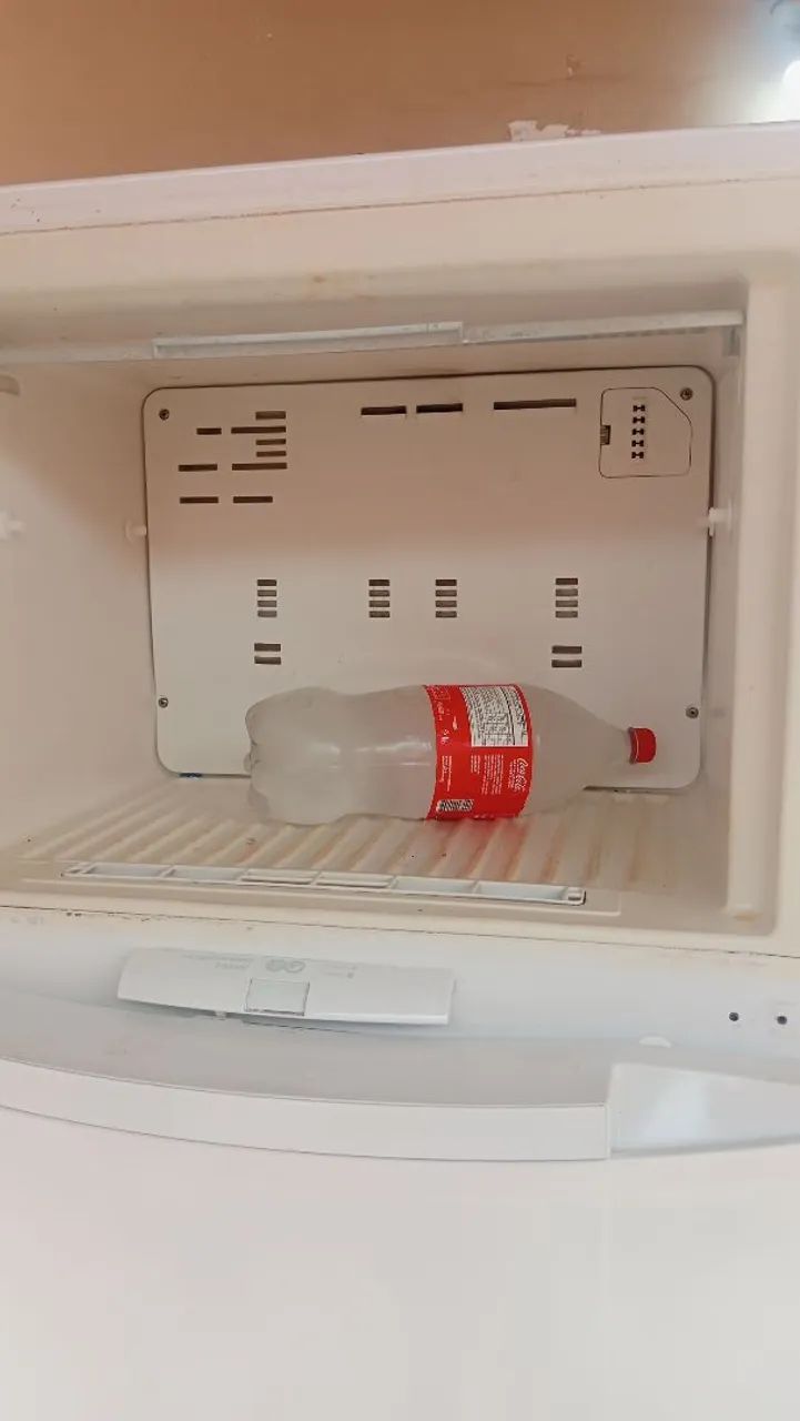 Geladeira funcionando perfeitamente  - Foto 4