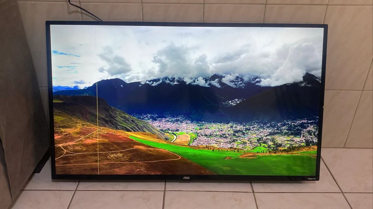 Tv smart fullhd 43 polegadas Roku detalhe imperceptível  - Foto 2