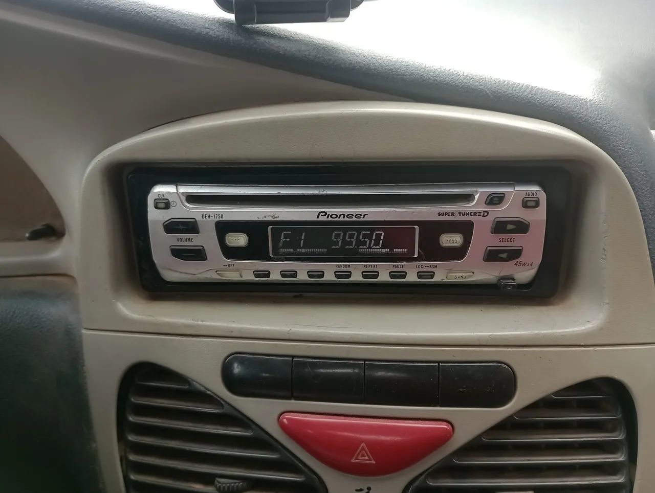 Rádio de carro Pioneer cd