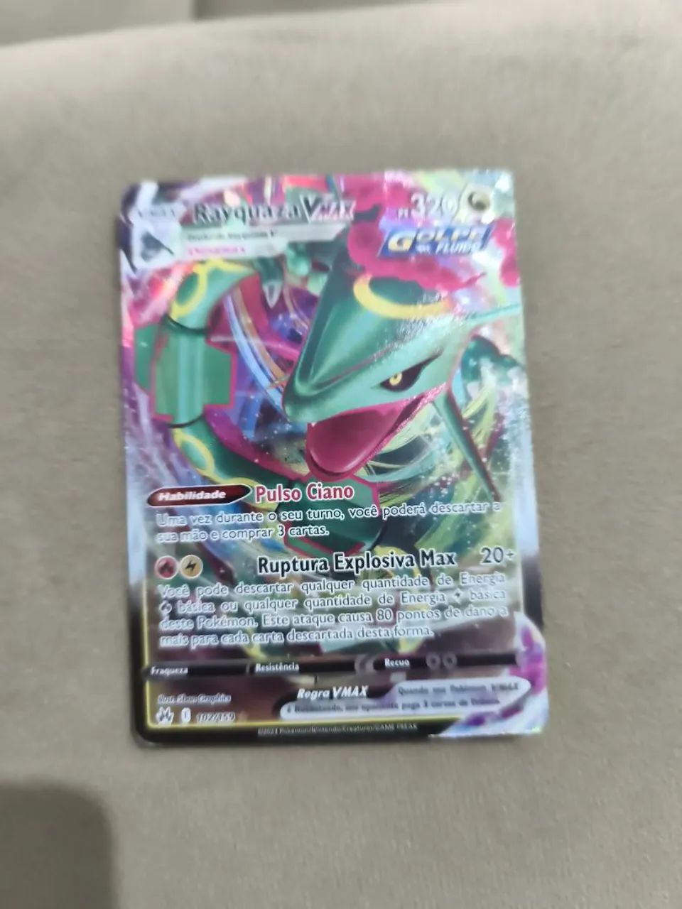 Figurinha pokémon 