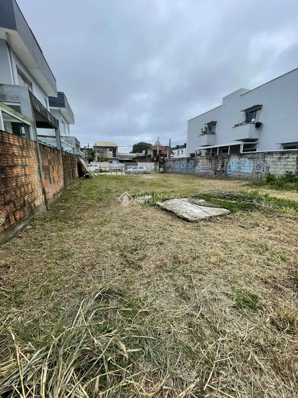 Terreno com 360m² à venda em Ribeirão da Ilha, Florianópolis.