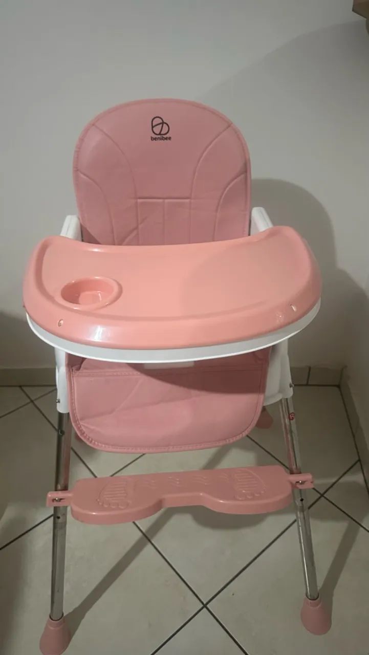 Cadeira de alimentação rosa  - Foto 2