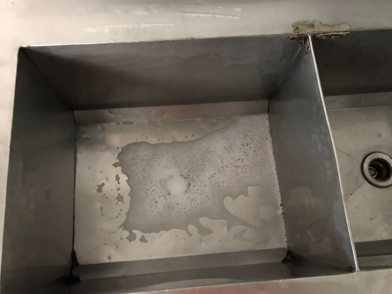 Pia de inox com duas cubas 1,87X70CM - Foto 5