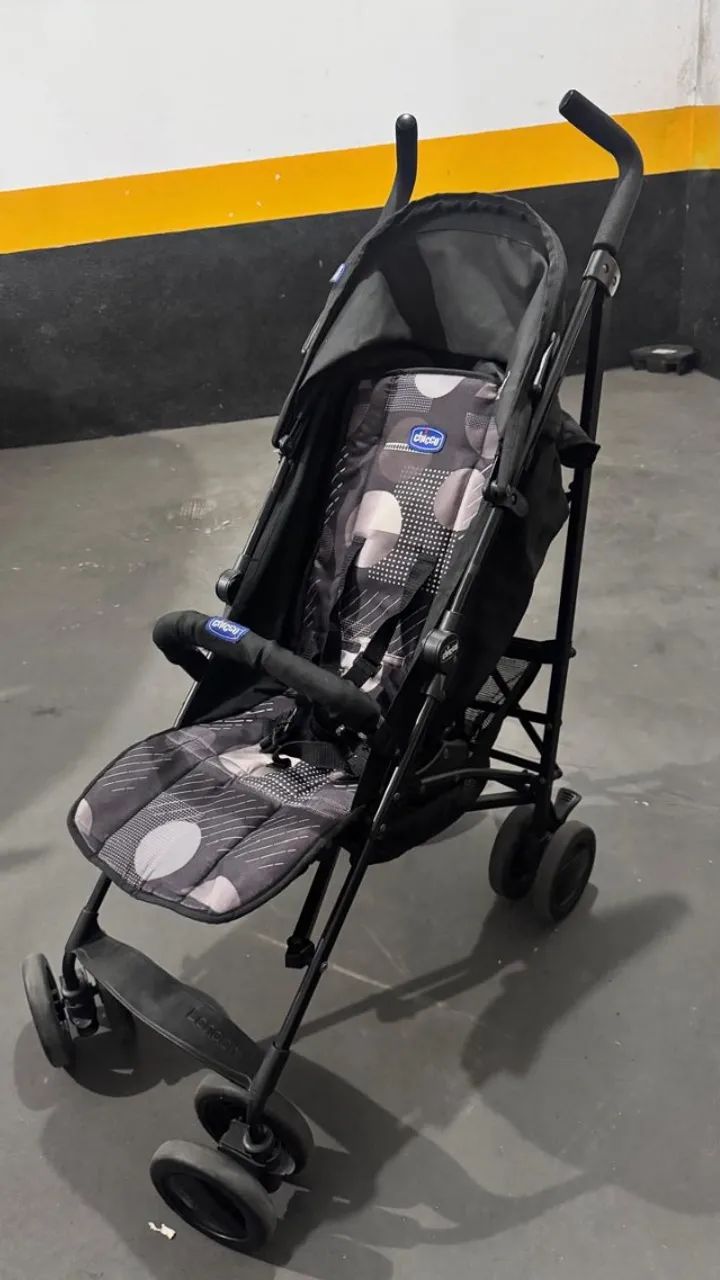Carrinho de Bebê Chicco Juvenile London - Usado