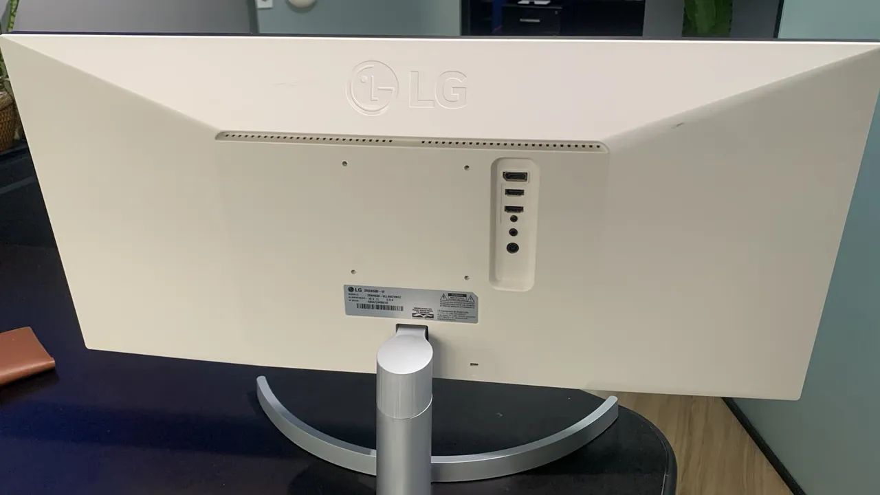 Monitor LG 29? ultrawide 29WK600-W com a tela quebrada - Foto 2