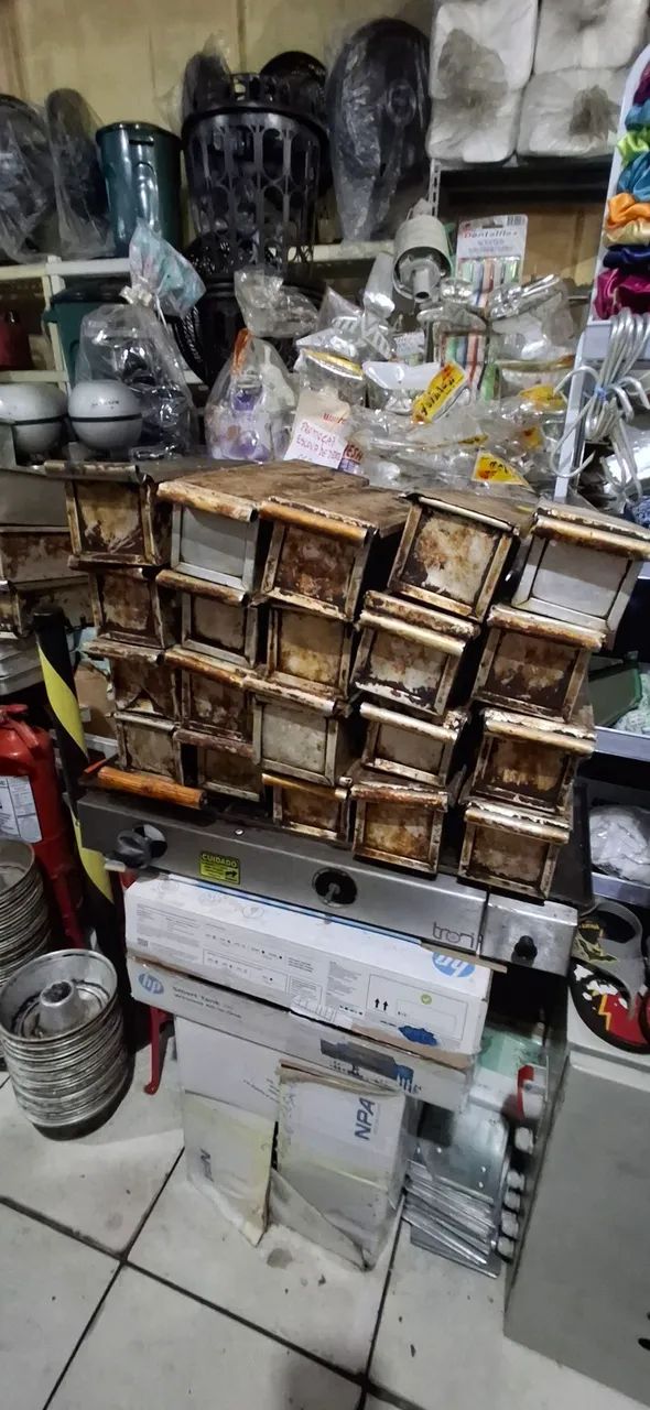 Latas de pão de forma 