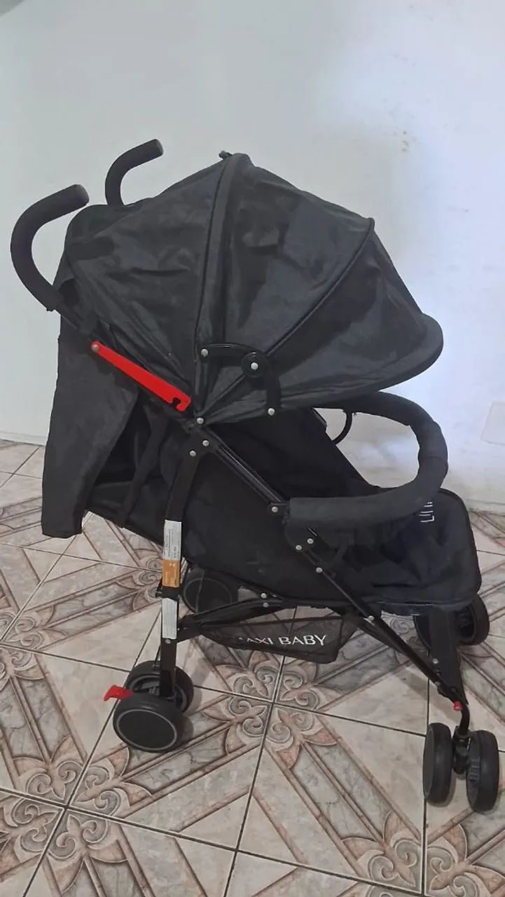 VENDE-SE UM CARRINHO DE BEBÊ. - Foto 3