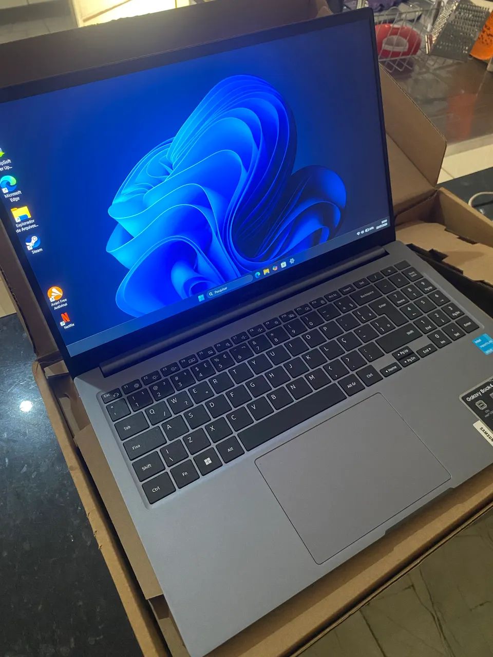 Notebook Samsung book 4