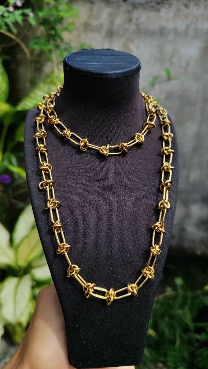 Conjunto gargantilha e pulseira elos entrelaçados aço Inoxidável 