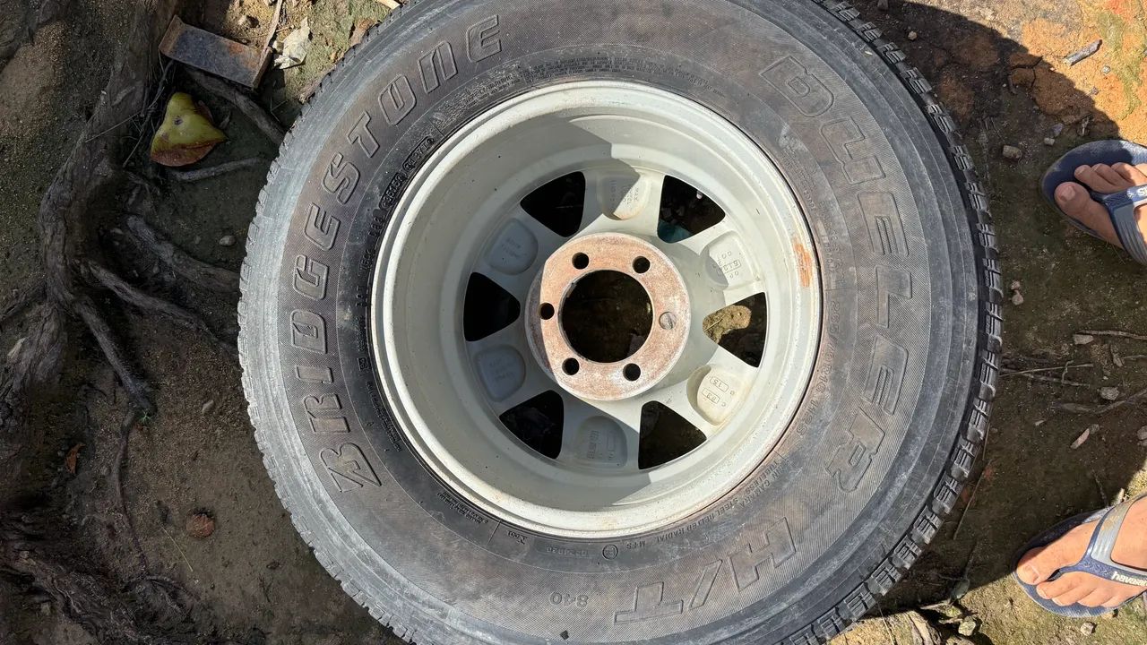 Aro 16 da hilux  - Foto 2
