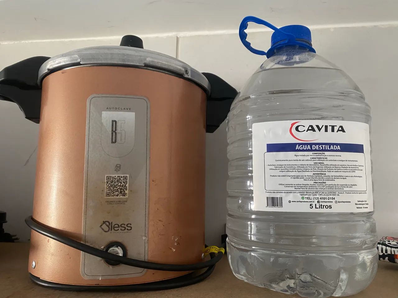 Autoclave usada e acessórios 