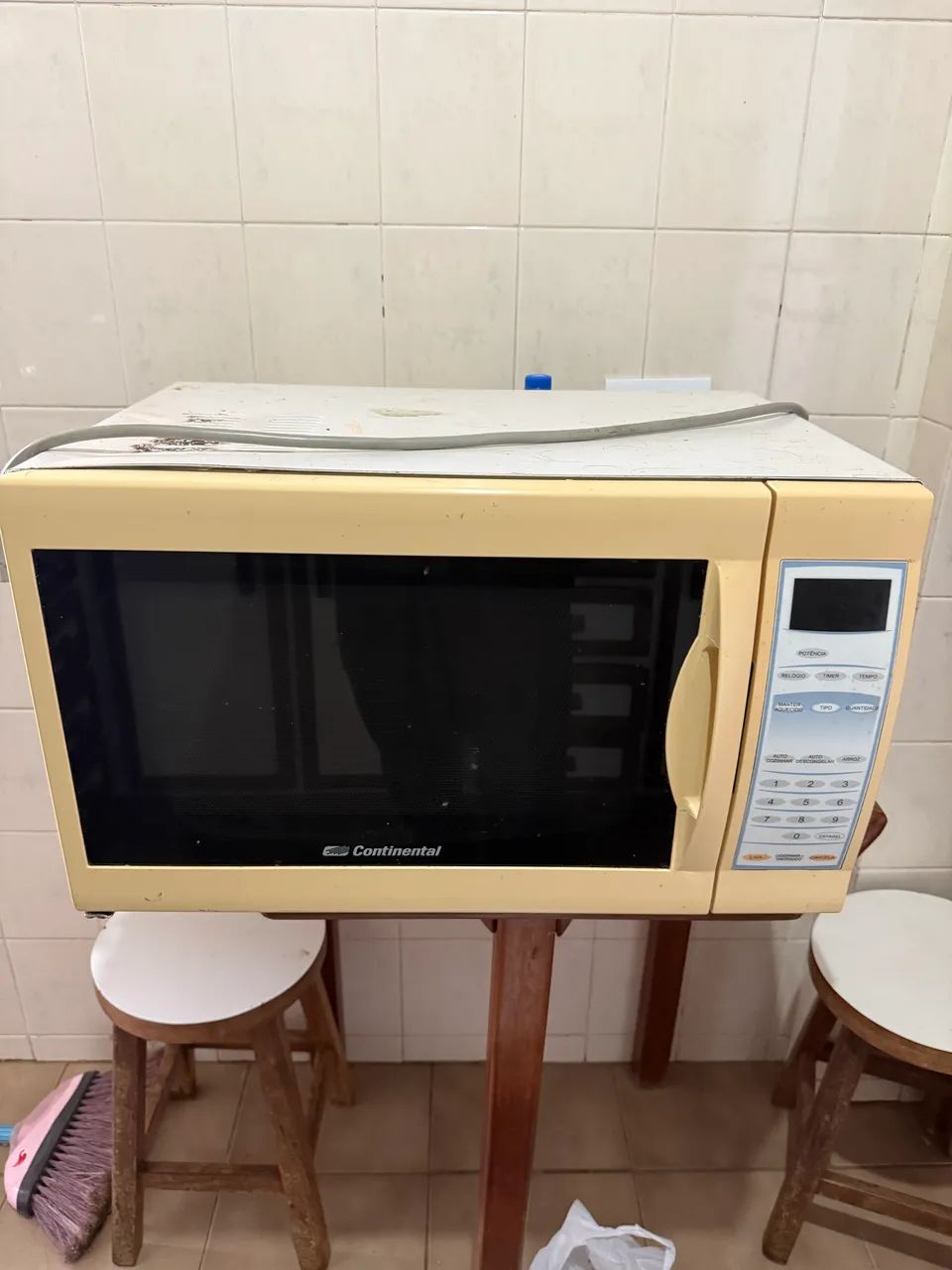 Microondas com defeito 