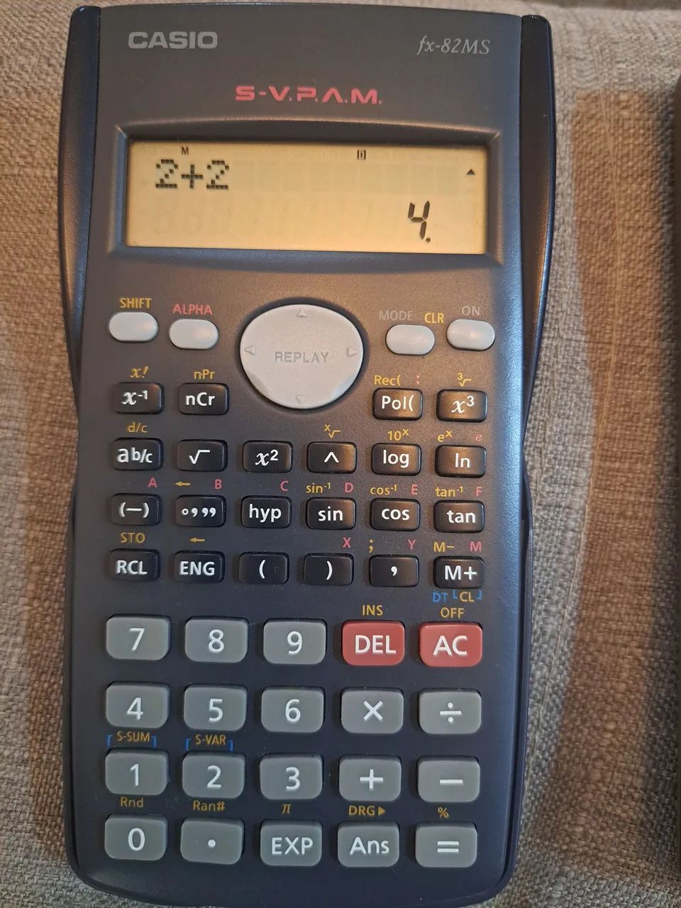 Duas calculadoras - Foto 2
