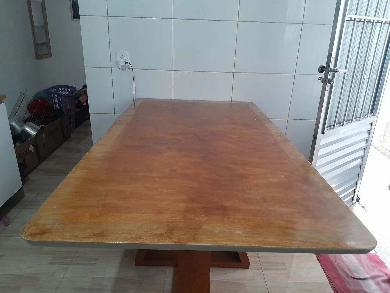 Vendo uma mesa MDF