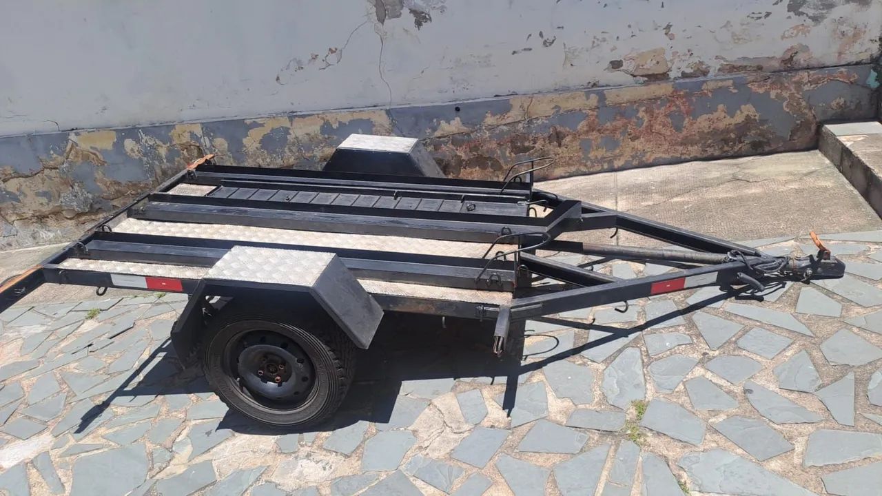 CARRETA/REBOQUE PARA MOTOS e AFINS - Foto 2