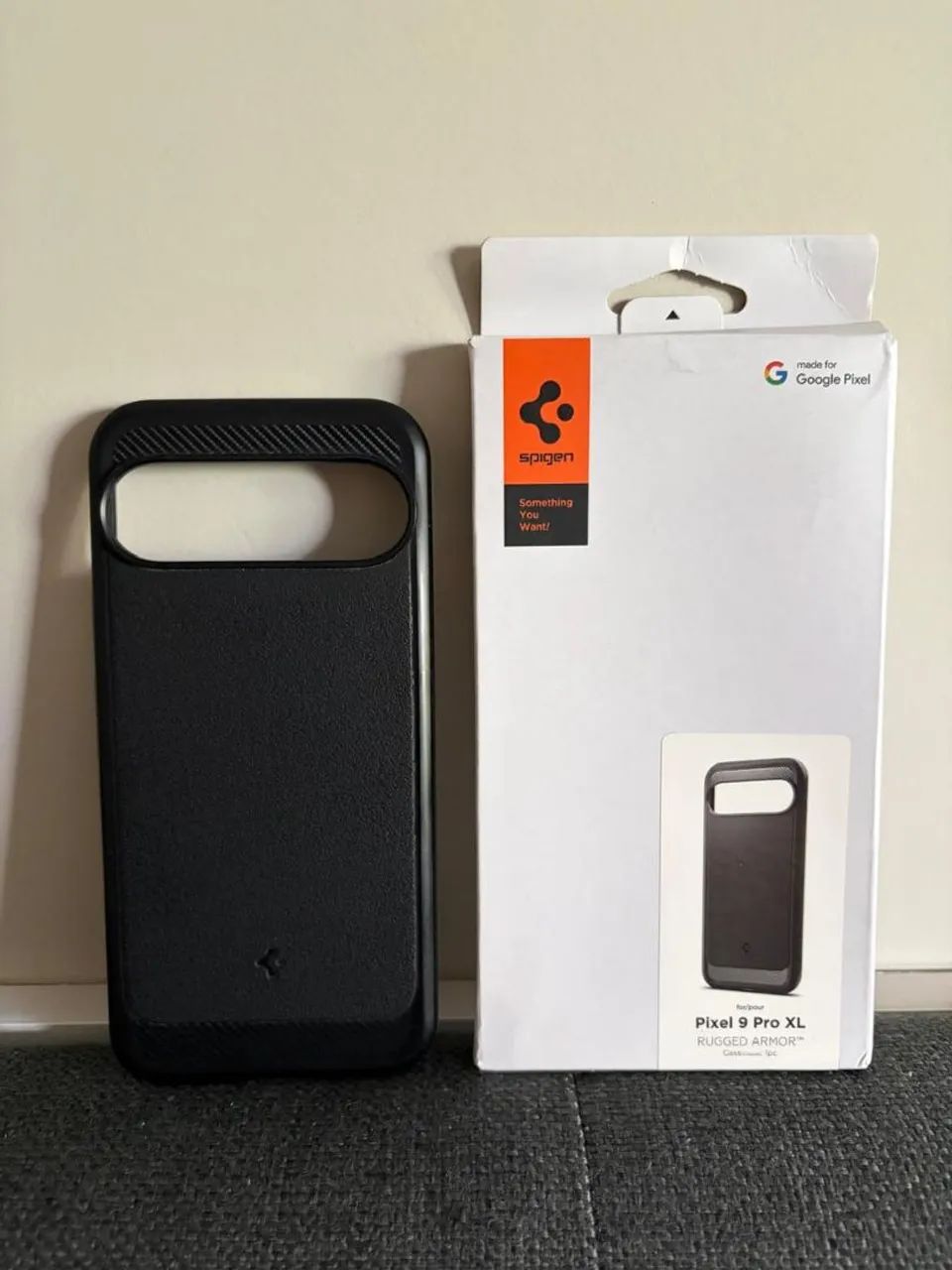 Capa Spigen Rugged Armor - Pixel 9 Pro XL