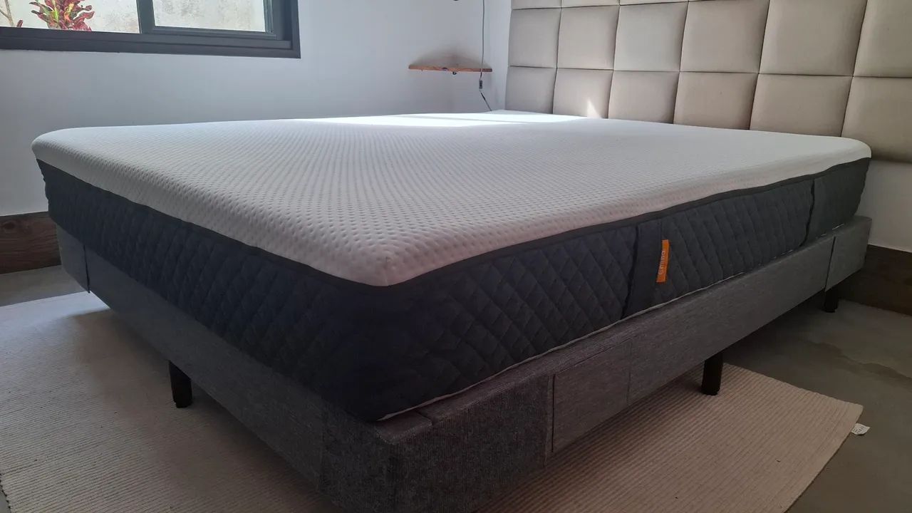Colchão Emma Premium Hybrid II com 6 meses de uso - Foto 2