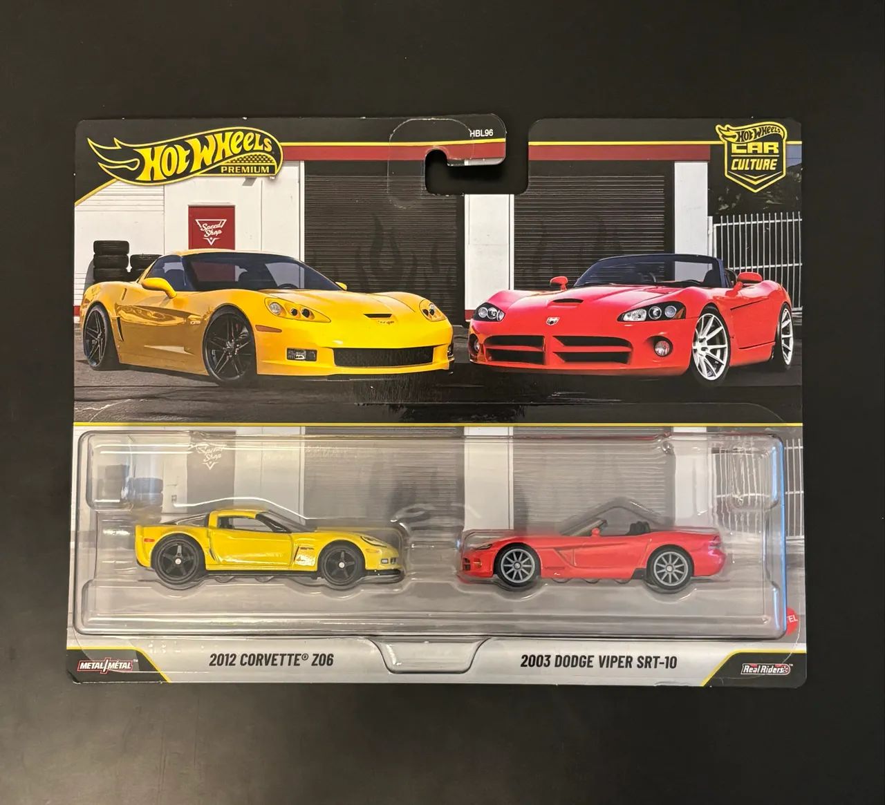 Hot Wheels Premium 2-Pack 2012 Corvette Z06 / 2003 Dodge Viper SRT