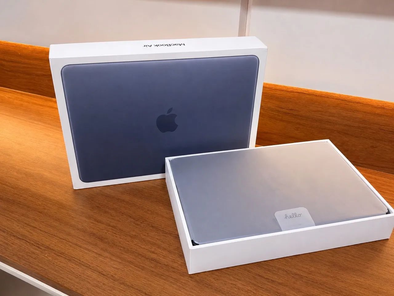 MacBook Neo 512GB SSD 8GB RAM - Azul Índigo (NOVO) - Notebooks