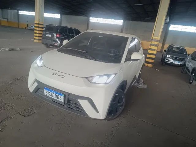 BYD Dolphin Dolphin Mini (Elétrico) 2025