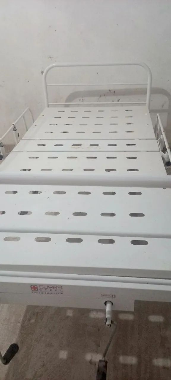 Cama hospitalar sem colchão 