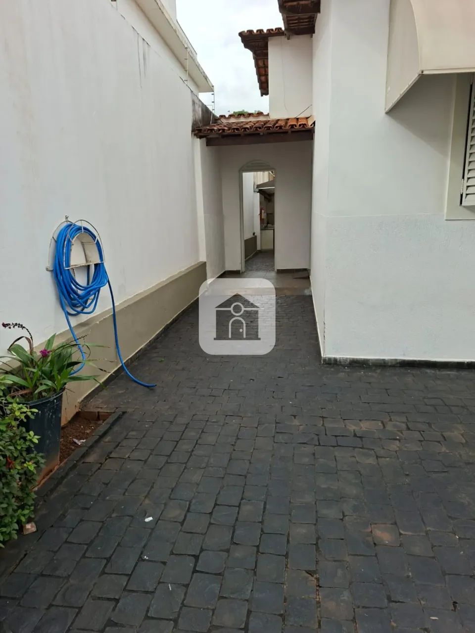 Casa Comercial Para Venda No Bairro Osvaldo Rezende - Foto 2