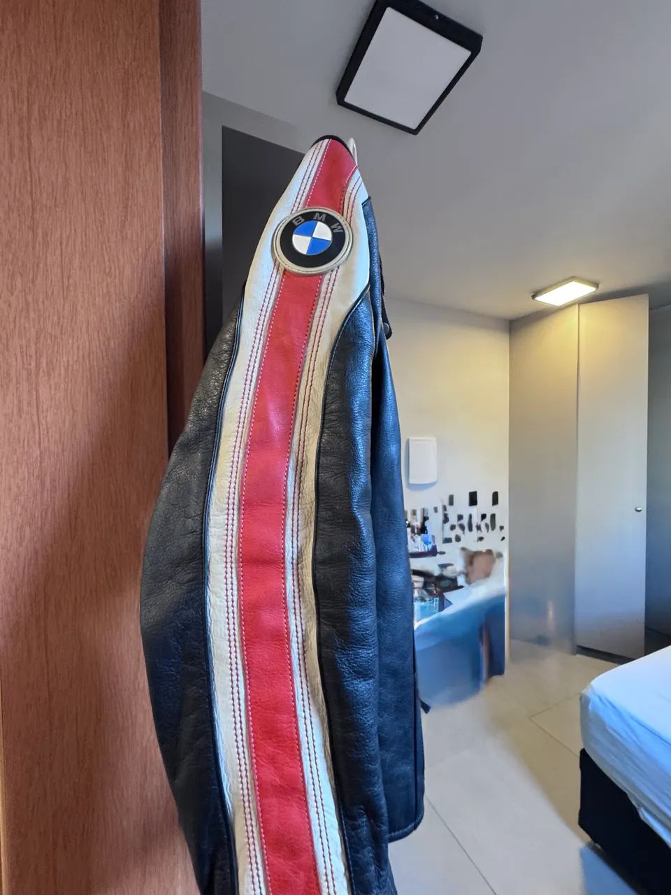 Jaqueta feminina BMW ! Super nova! - Foto 5