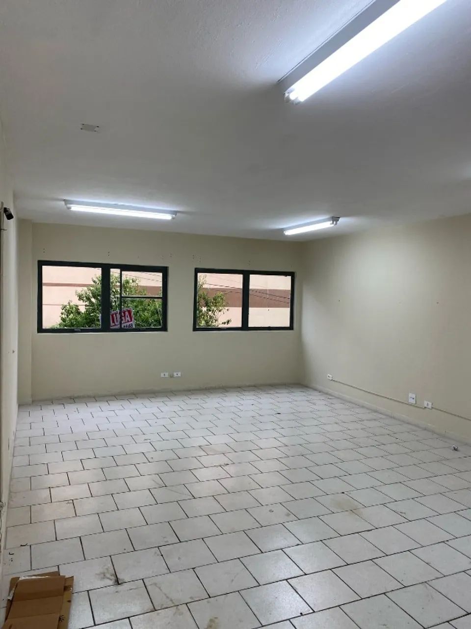 Alugo sala comercial - no centro de Londrina - Foto 2