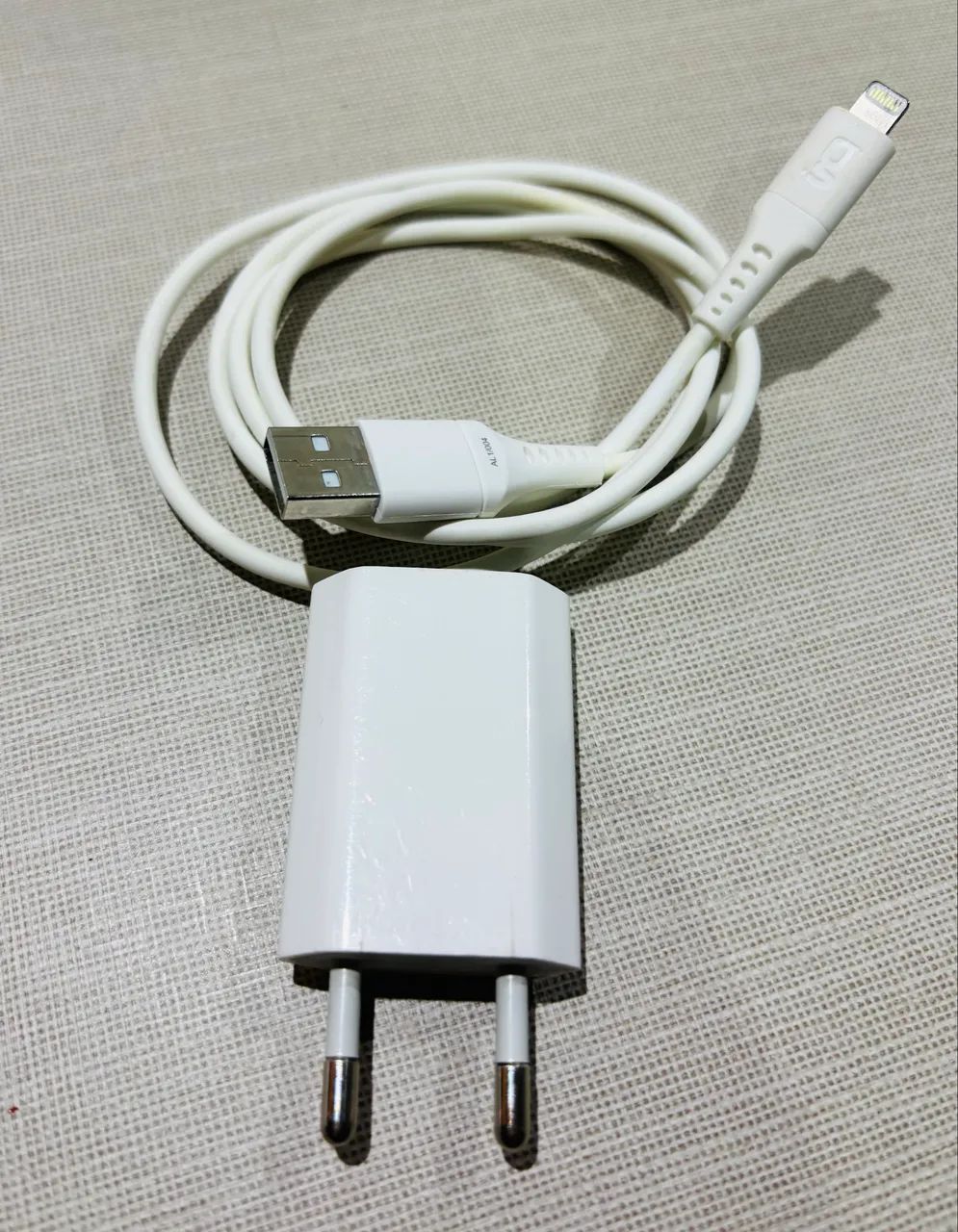 IPHONE SE EM ÓTIMO ESTADO - Bateria 100% Trocada em 2026 - Foto 5