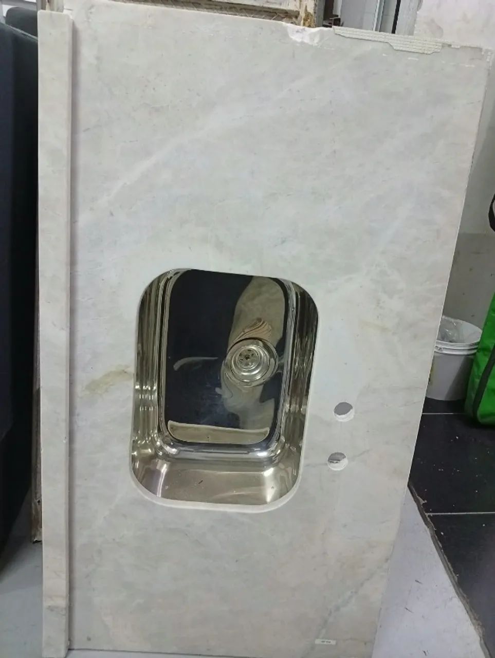 Pia de mármore com cuba de inox - Foto 3