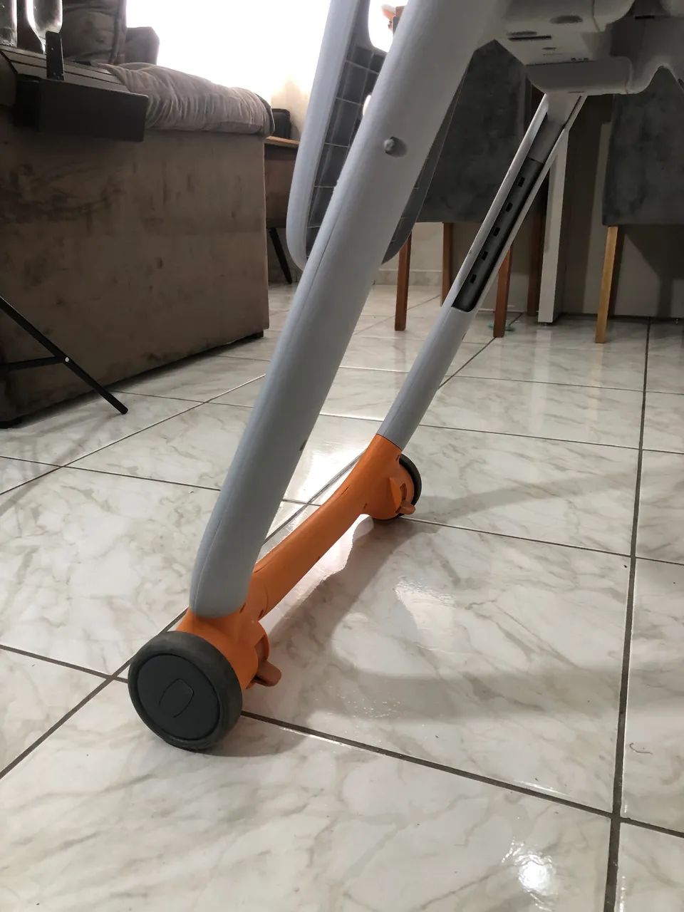 Cadeira De Alimentação Polly2Start Fancy Chicken Bras Chicco Laranja - Semi nova - Foto 5