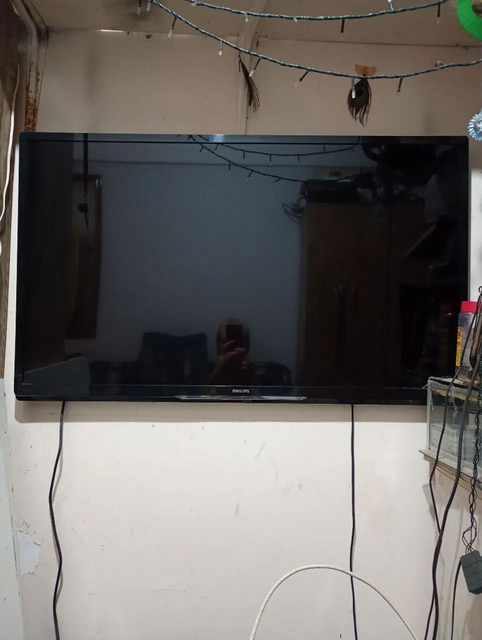 TV Philips Full HD 47 polegadas, com controle remoto original excelente imagem, sem base - Foto 2