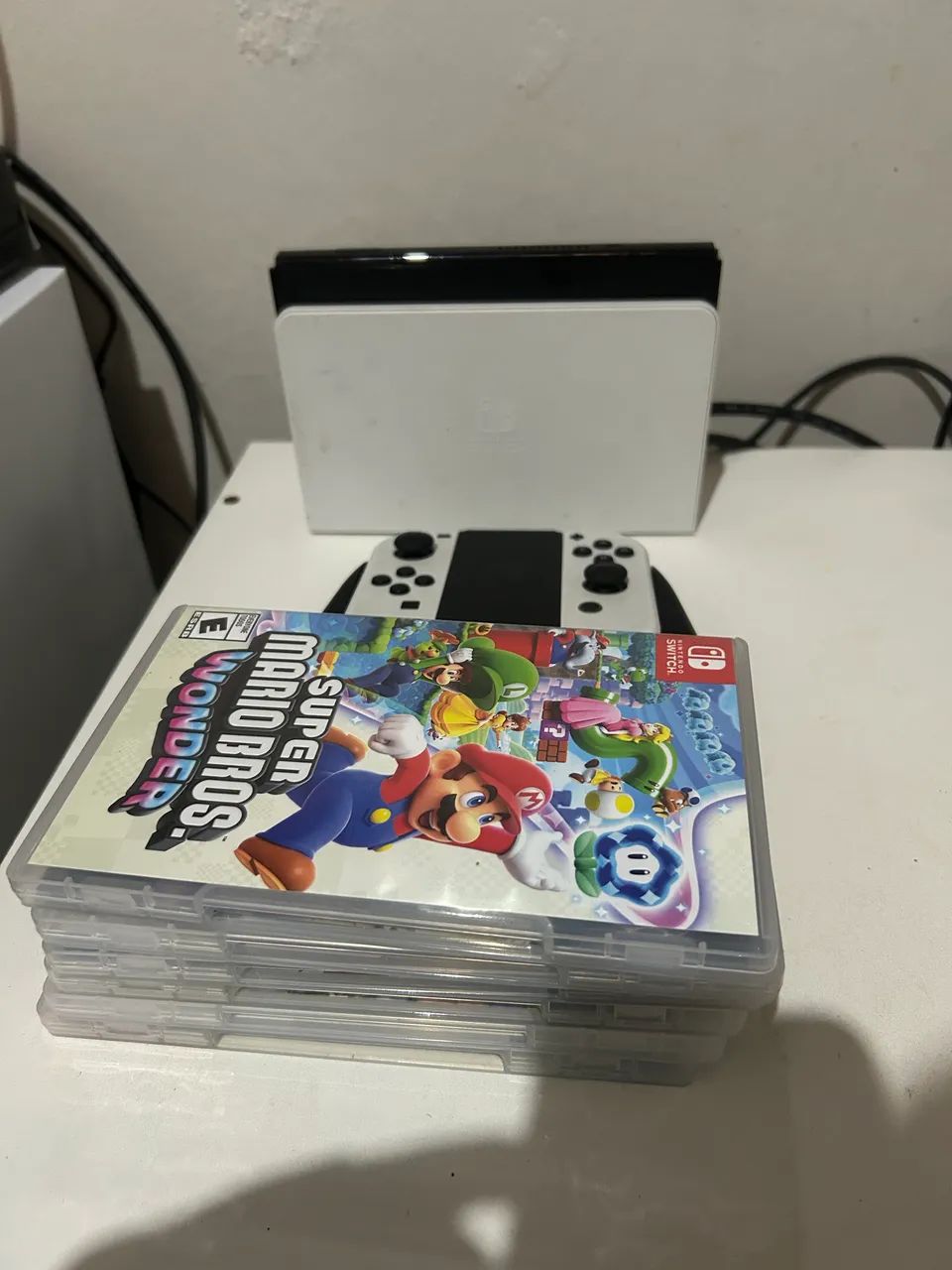 Nintendo Switch OLED + 6 jogos (SEM CAIXA) - Foto 4