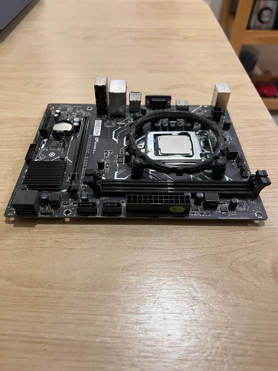 Kit Placa Mãe H310M-E + Processador i3-9100F - Foto 4
