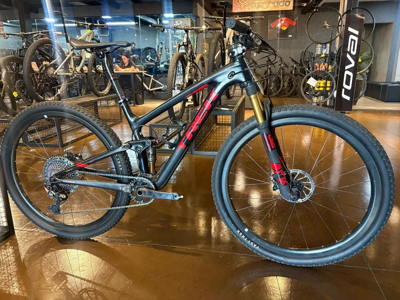 TREK  Top Fuel FULL Toda em Carbono. - Foto 3