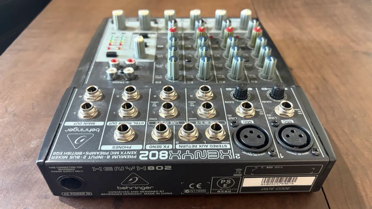 Mesa Behringer- Xenyx802 - Foto 2