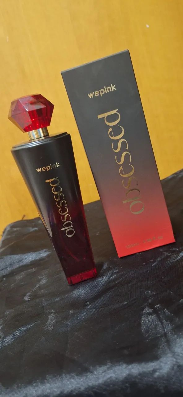 Perfume Obsessed Wepink