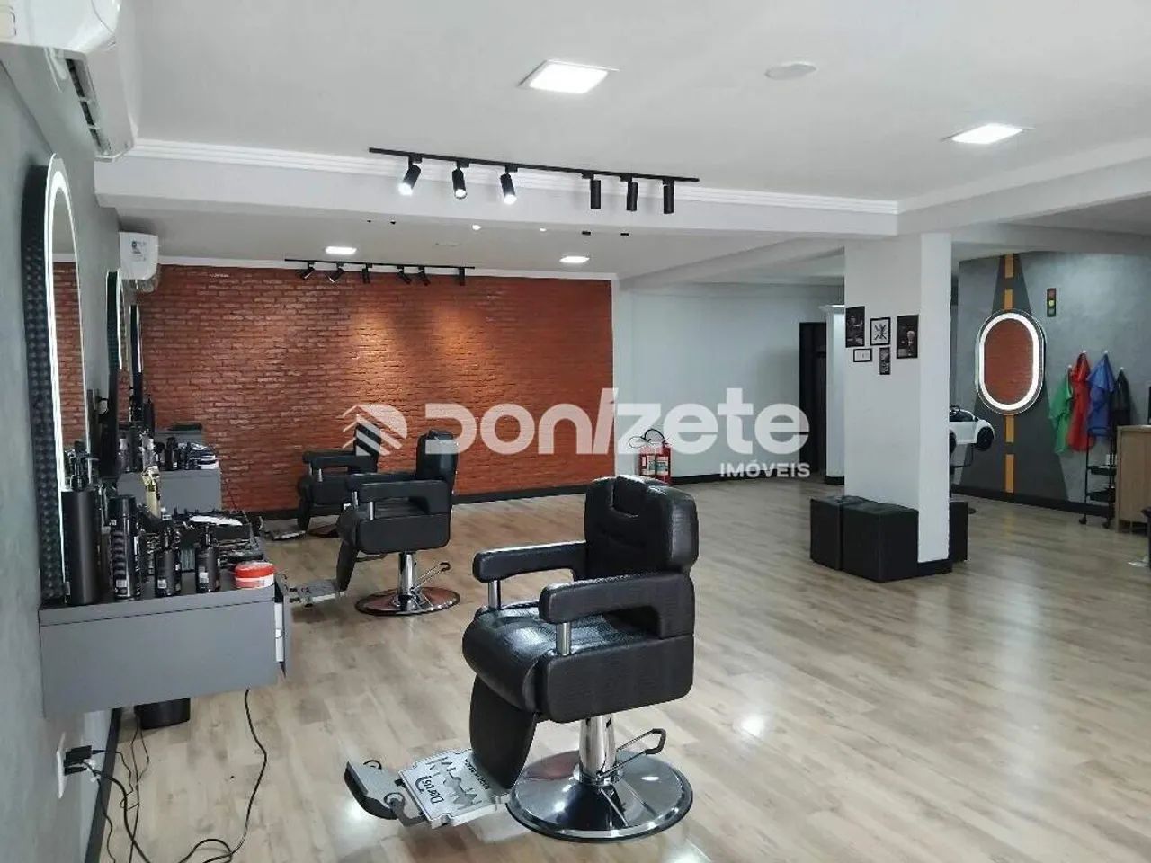 Salão Comercial à Venda em Santo André (Jardim do Estádio)  331 m², Financiamento - Foto 4
