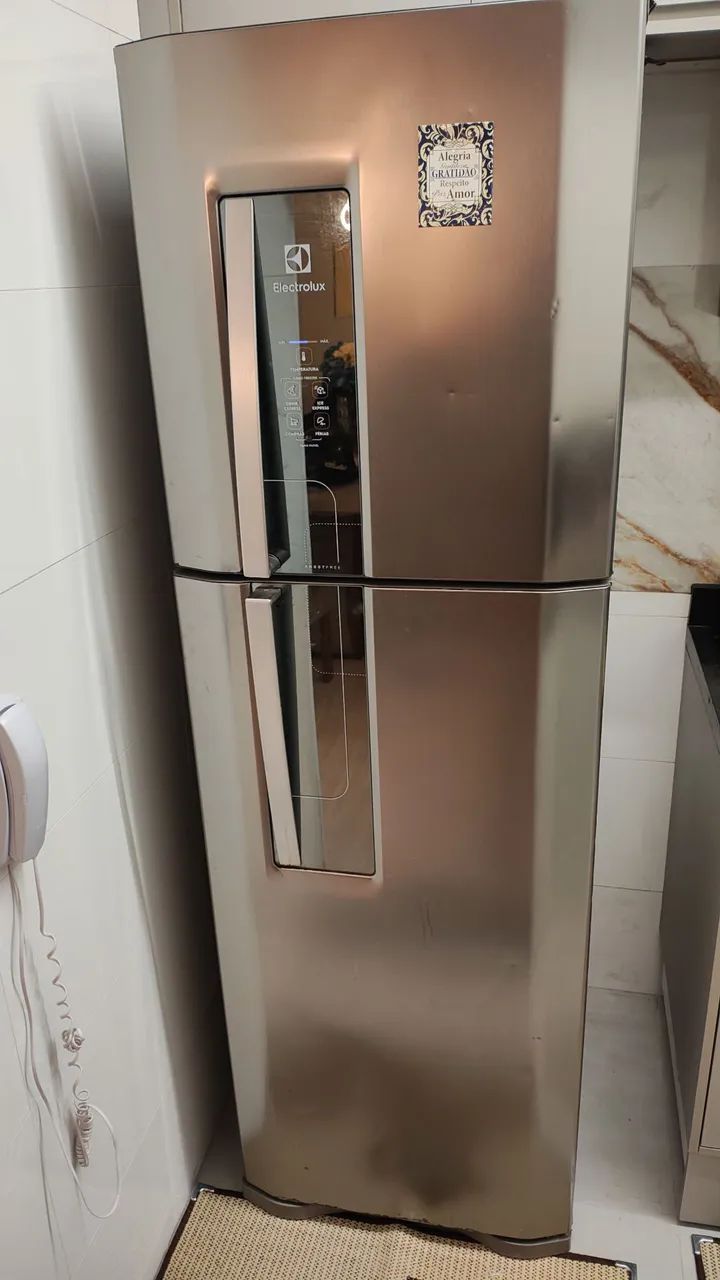 Geladeira Eletrolux 