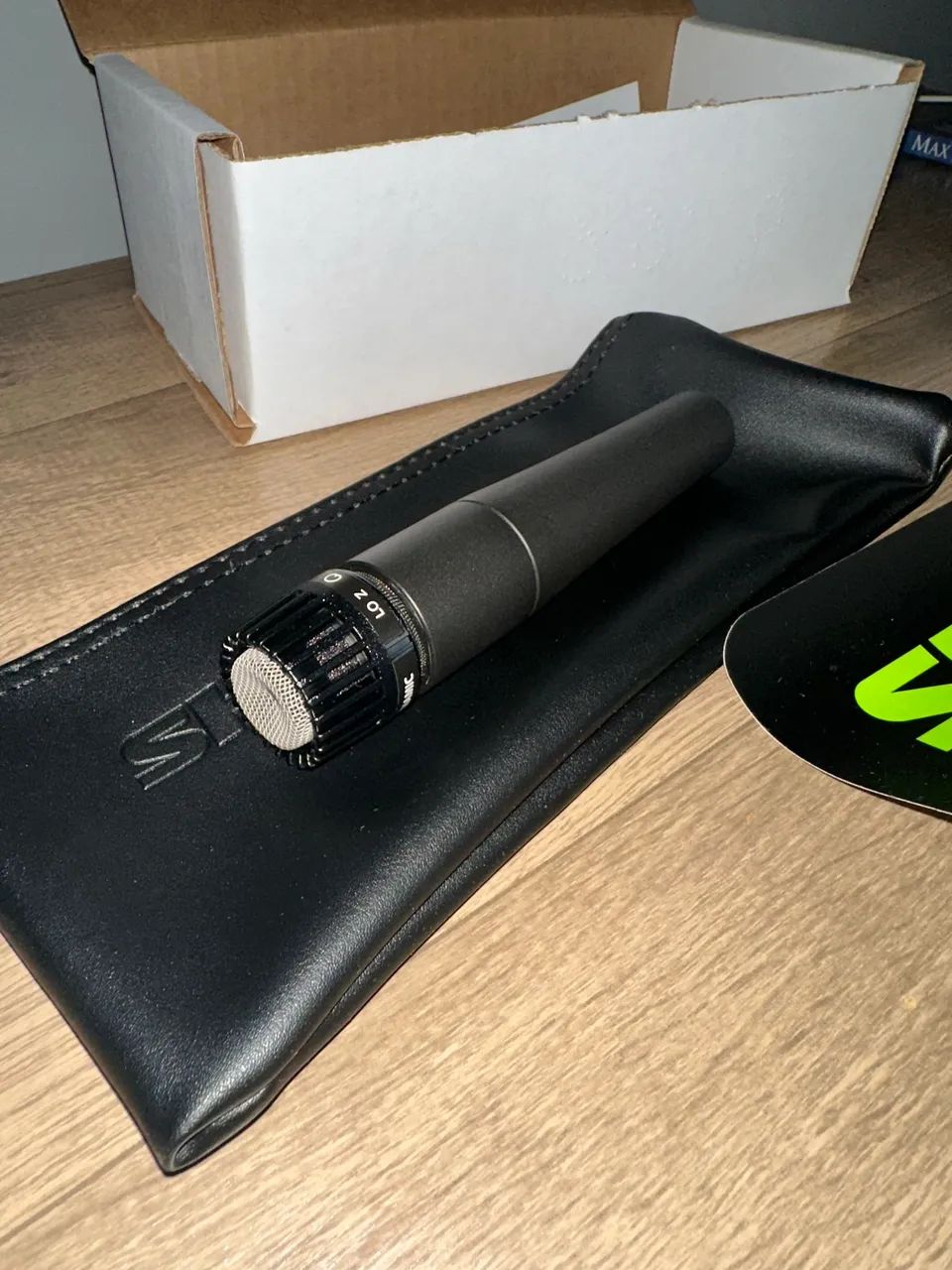 Shure SM57 - Novo - Foto 2